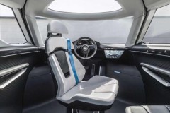 Porsche hé lộ nội thất 6 ghế ngồi kỳ lạ của mẫu concept bí mật Vision Renndienst