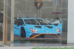 Lamborghini Huracan STO thứ 2 đến Campuchia khiến nhà giàu châu Á ngạc nhiên trước độ chịu chơi của nước này