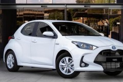 Toyota Yaris 2021 phiên bản chở hàng trình làng