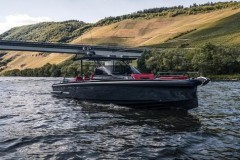 Brabus Shadow 900 Black Ops - Du thuyền hiệu suất cao với đường nét thiết kế cảm hứng Mercedes-AMG