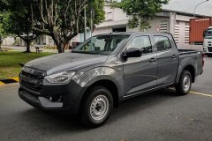 Chi tiết về Isuzu D-Max phiên bản giá rẻ chưa đến 500 triệu đồng