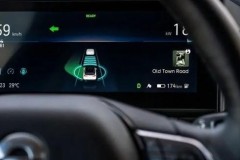 Chủ xe điện NIO của Trung Quốc buộc phải thi sát hạch để có thể sử dụng tính năng lái bán tự động