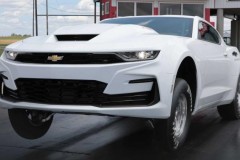 COPO Camaro nổi tiếng ra mắt phiên bản 2022 sử dụng động cơ V8 dung tích 9.4L