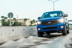 Giá Ford Ranger vẫn giảm tới 65 triệu đồng trong tháng 8