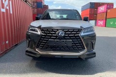 Khám phá Lexus LX 570 Black Edition 2021 đầu tiên về Việt Nam, giá khoảng 10 tỷ đồng