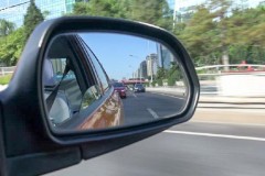 Kỹ năng cần biết khi chạy vào điểm mù