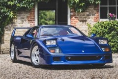 Chiếc siêu xe Ferrari F40 nổi tiếng nhất tại xứ sở sương mù được bán với giá kỷ lục