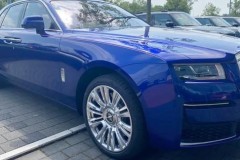 Rolls-Royce Ghost thế hệ mới với màu sơn cực nổi và nội thất Hermes hứa hẹn sớm về Việt Nam