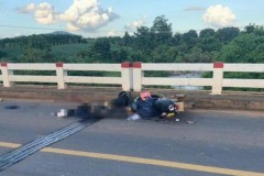 Lái xe máy về quê trách dịch va chạm xe đầu kéo, người cha tử vong, 3 mẹ con bị thương tại Đắk Lắk