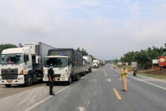 Tổng cục Đường bộ công bố đường dây nóng để giải quyết thắc mắc khi vận chuyển hàng hóa trong mùa dịch