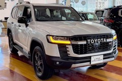 Toyota Land Cruiser GR Sport 2022 có mặt tại đại lý, giá sau quy đổi từ 1,6 tỷ đồng