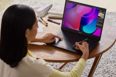ASUS trình diễn loạt sản phẩm dùng màn hình OLED và Windows 11