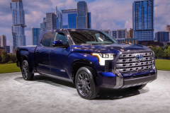 Bán tải Toyota Tundra 2022 chính thức ra mắt với nhiều cải tiến mới mẽ