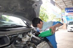 Bí quyết chọn loại dầu nhớt phù hợp nhất cho xe ô tô của bạn