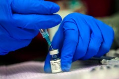 Hiệu quả ngăn ngừa các ca nhiễm COVID-19 nặng giữa vaccine Pfizer và Moderna có sự khác biệt lớn