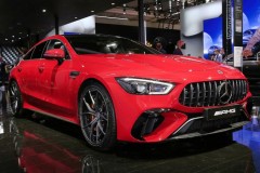 Cận cảnh "mãnh thú" AMG mới làm lu mờ cả Porsche Panamera Turbo S E-Hybrid về hiệu năng tốc độ