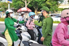 Đà Nẵng: Chuyển đổi số từ việc cấp giấy đi đường có mã QR
