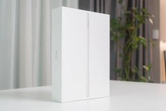 Trên tay iPad 9: Thiết kế có phần lỗi thời tuy nhiên vẫn sẽ được nhiều người săn đón