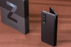 Galaxy Z Fold3 liệu có thể vượt qua bài kiểm tra thả rơi để chứng minh đây là smartphone gập bền nhất hiện nay?