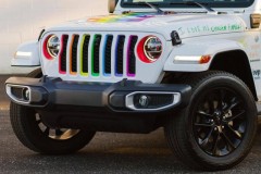 Jeep Wrangler phiên bản đặc biệt ủng hộ người đồng tính