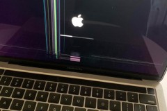 Apple bị kiện vì lỗi màn hình MacBook M1