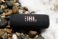 JBL ra mắt loa di động Flip 6: Cải tiến từ ngoại hình đến tính năng