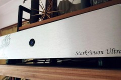 Orchard Audio hé lộ đầu phát nhạc số đa năng Starkrimson Streamer Ultra