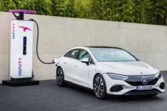 Mercedes-Benz EQE 350 2023: E-Class phiên bản điện, sạc 1 lần chạy 660 km