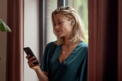 Philips bất ngờ trình làng mẫu tai nghe true wireless đầu tiên của Fidelio Series