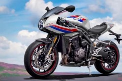 Triumph chốt lịch ra mắt mẫu sportbike Speed Triple 1200 RR vào ngày 14/9
