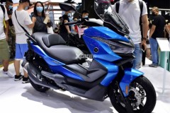 VOGE hợp tác cùng BMW ra mắt mẫu xe ga LX350T-5