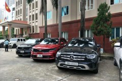 13 xe ô tô trong đường dây đánh bạc nghìn tỷ bị tạm giữ "khủng" cỡ nào?