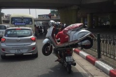 Ảnh hài về giao thông tại Việt Nam