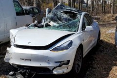 Chính quyền Mỹ không hài lòng với cách giải quyết của Tesla với các xe bị lỗi an toàn