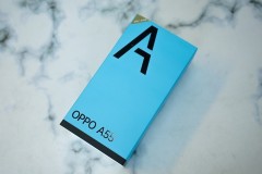 Trên tay OPPO A55: Smartphone giá chưa đến 5 triệu đồng đẹp ngất ngây lại chống nước, pin trâu, camera khủng 50MP