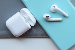 AirPods 2 có còn đáng mua trong năm 2021 khi có nhiều đối thủ