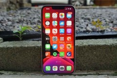 iPhone 13 bất ngờ bị cắt giảm số lượng sản xuất, doanh thu Apple sẽ bị ảnh hưởng như thế nào?