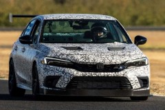 Hé lộ hình ảnh đầu tiên về Honda Civic Si thế hệ mới, chuẩn bị cho giải đua kéo dài 25 giờ