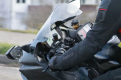 Kawasaki Ninja H2 SX 2022 mới được tiết lộ thông số kỹ thuật trước khi ra mắt