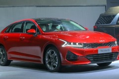 Kia K5 thiết kế trẻ trung, nhiều trang bị tiện nghi hấp dẫn