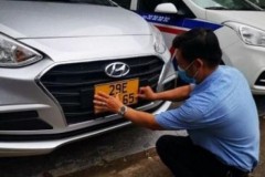 Phạt 8 triệu đồng nếu không đổi biển kiểm soát vàng cho xe ô tô kinh doanh