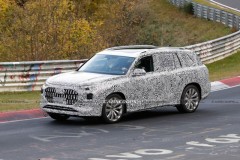 SUV hạng sang cỡ khủng Audi Q9 lần đầu lộ diện