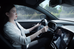 Tìm hiểu về trợ lý Vivi: Người bạn “ảo” quốc tịch Việt, đa vùng miền sẽ đồng hành cùng bạn trên mỗi chiếc ô tô điện VinFast