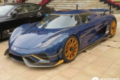 Chiêm ngưỡng siêu phẩm Koenigsegg Regera 1.500 mã lực "khoác áo" xanh dương độc lạ
