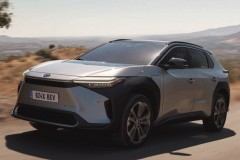 Toyota bZ4X sẽ không khác biệt nhiều so với bản concept, phạm vi di chuyển lên đến 450 km