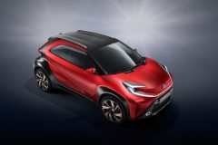 Toyota lại “nhá hàng” SUV tí hon mới sẽ ra mắt tháng 11 này, dân Việt “ngó lơ” vì đang bận hóng Raize