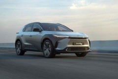 Toyota ra mắt xe điện BZ4X hoàn toàn mới