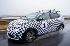 VinFast VF e34 bắt đầu chạy thử trên đường phố để kiểm tra độ bền và các tính năng