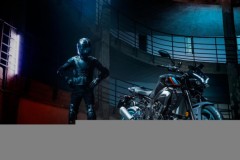 Chi tiết Yamaha MT-10 2022: Diện mạo mới lạ mắt cùng hiệu suất động cơ mạnh mẽ