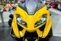 Chi tiết Yamaha TMax 2022 hoàn toàn mới ra mắt tại sự kiện EICMA 2021